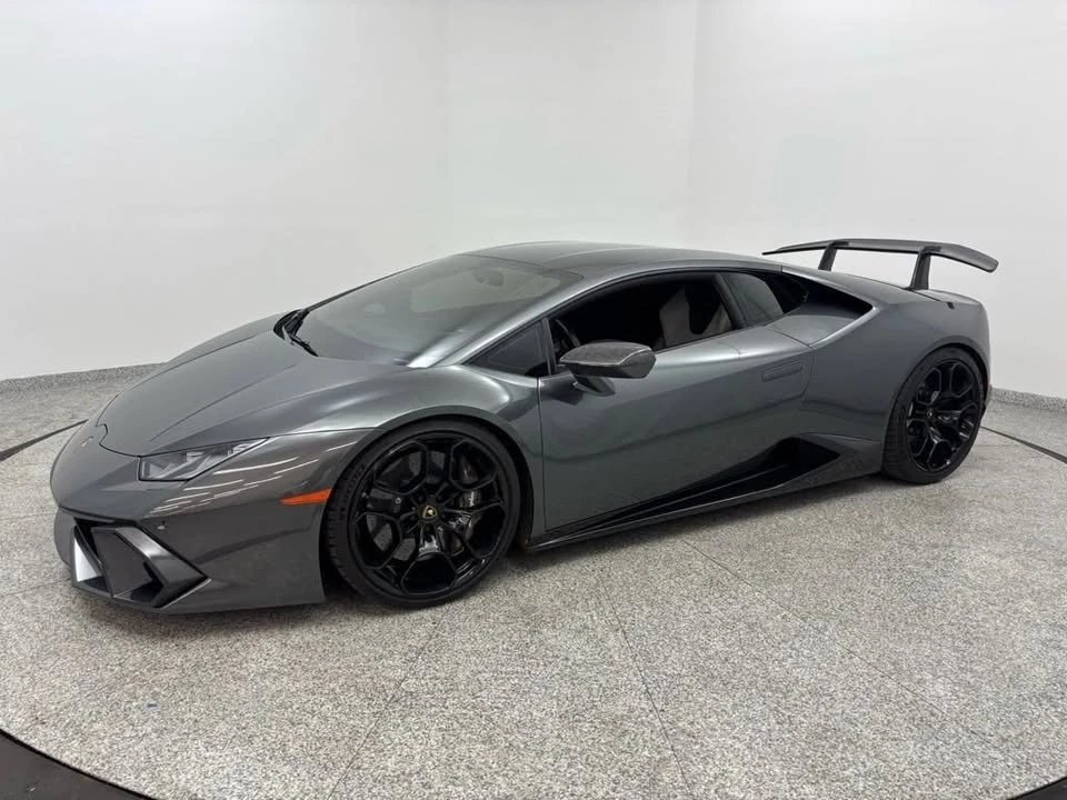 2015 Lamborghini Huracan LP610-4 - Image 2 of 20