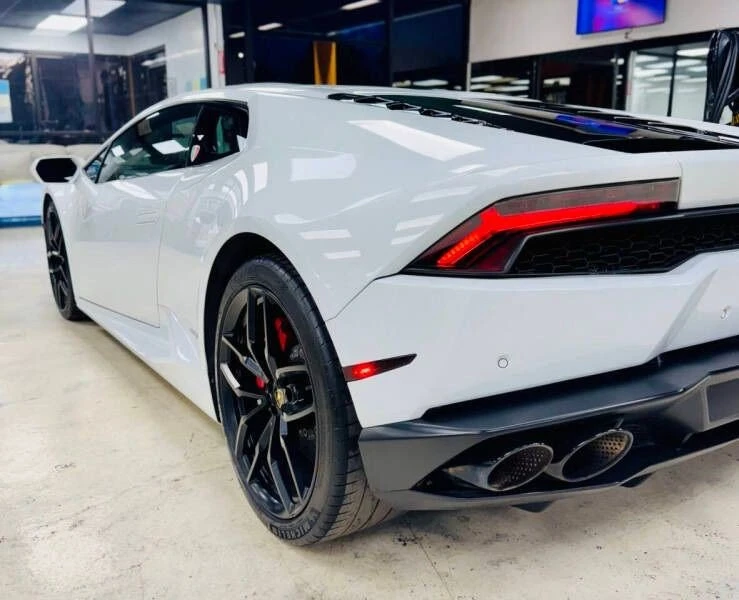 2015 Lamborghini Huracan LP610-4 - Image 8 of 20
