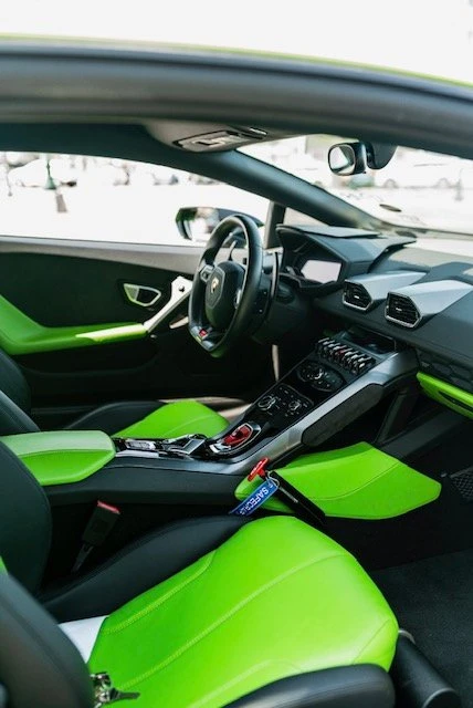 2015 Lamborghini Huracan - Image 9 of 11
