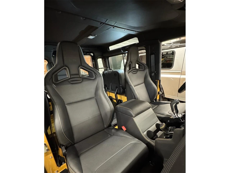 2015 Land Rover Defender - Image 21 of 29