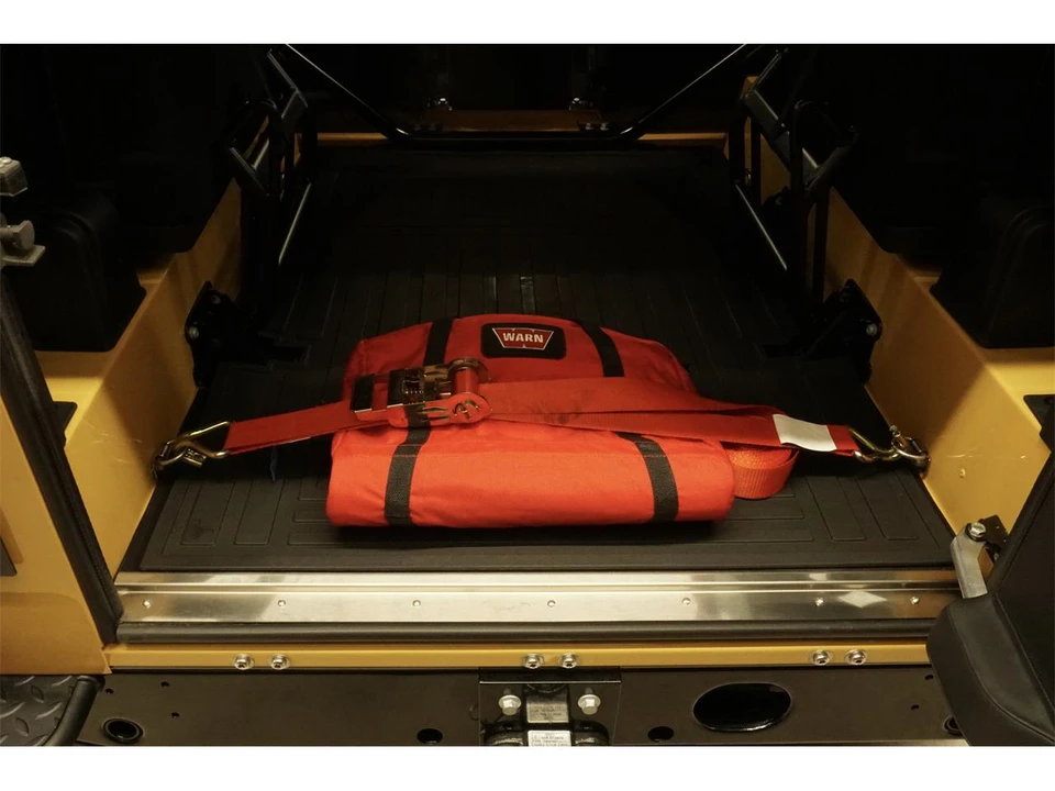 2015 Land Rover Defender - Image 24 of 29