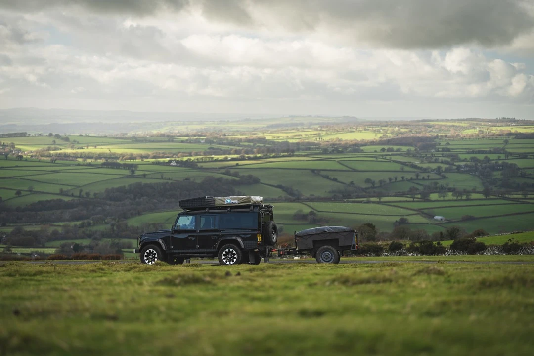 2015 Land Rover Defender 110 - Image 11 of 30