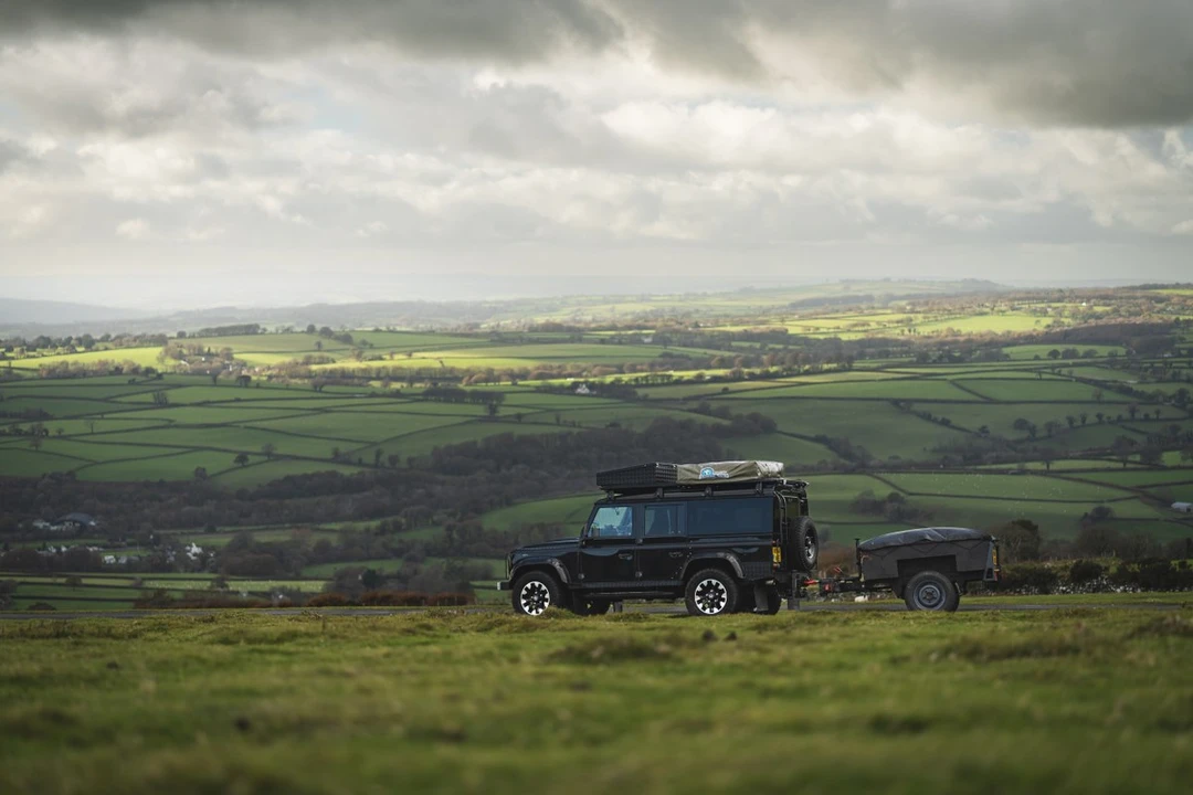 2015 Land Rover Defender 110 - Image 3 of 30