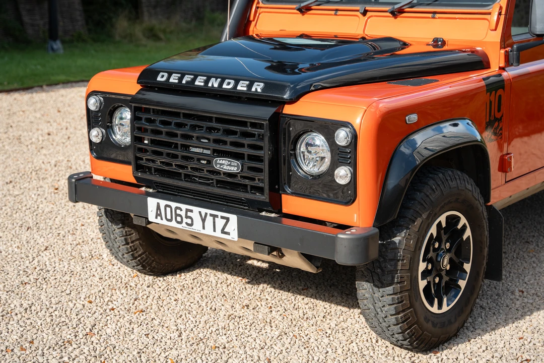 2015 Land Rover Defender 110 - Image 20 of 31