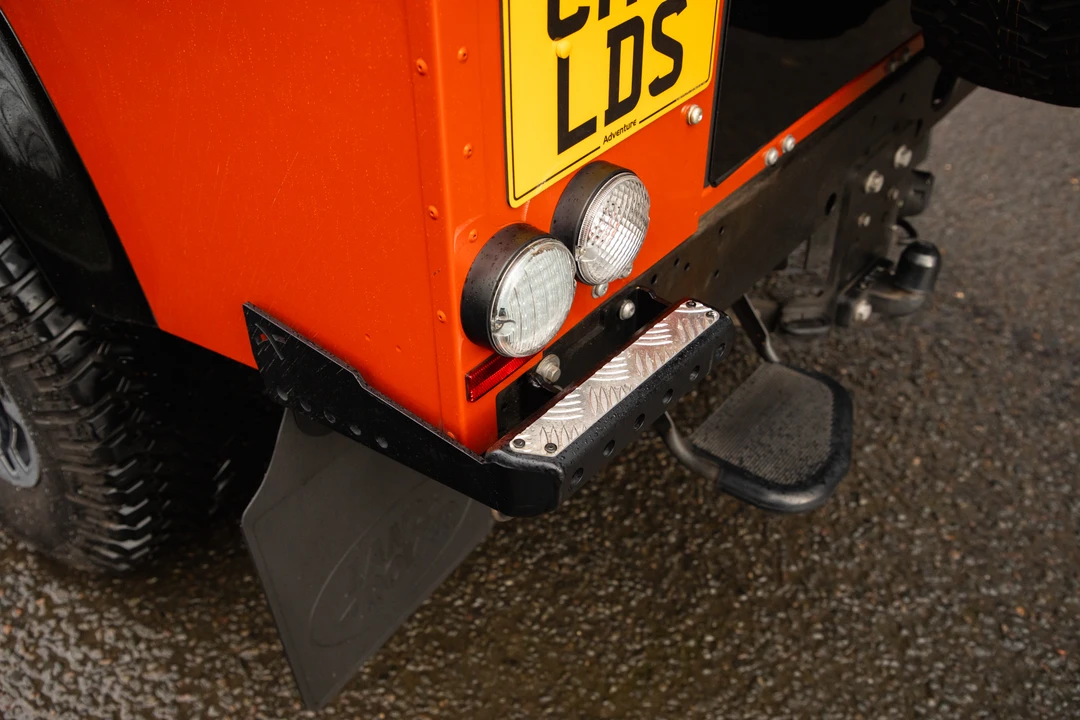 2016 Land Rover Defender 110 - Image 25 of 31