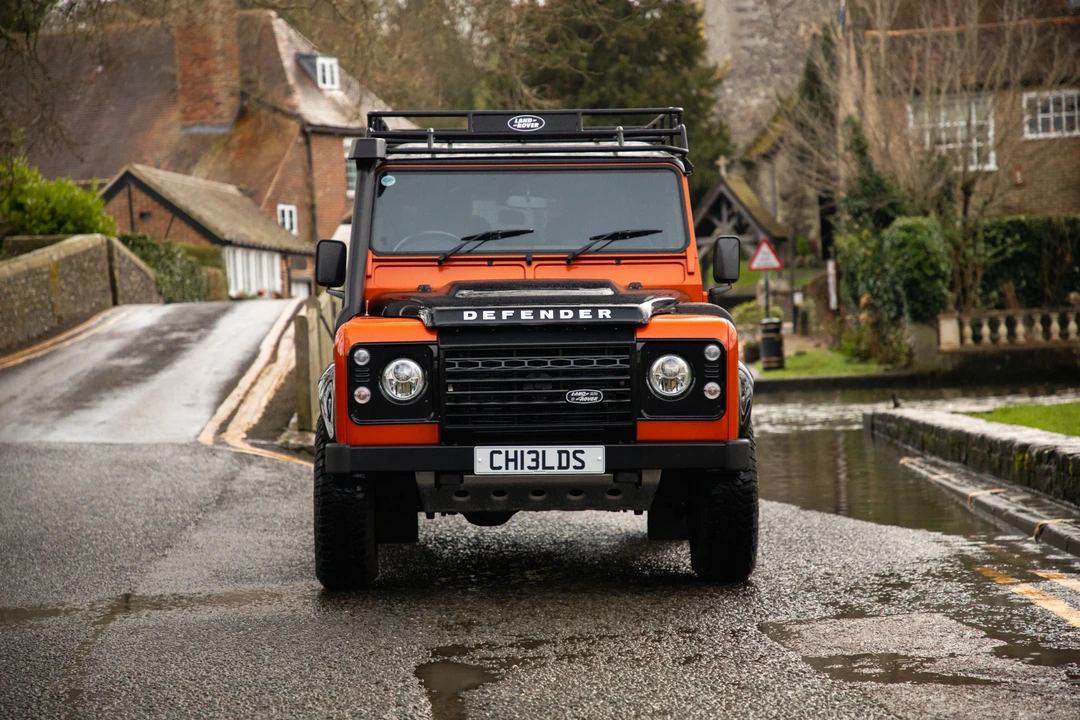 2016 Land Rover Defender 110 - Image 3 of 31