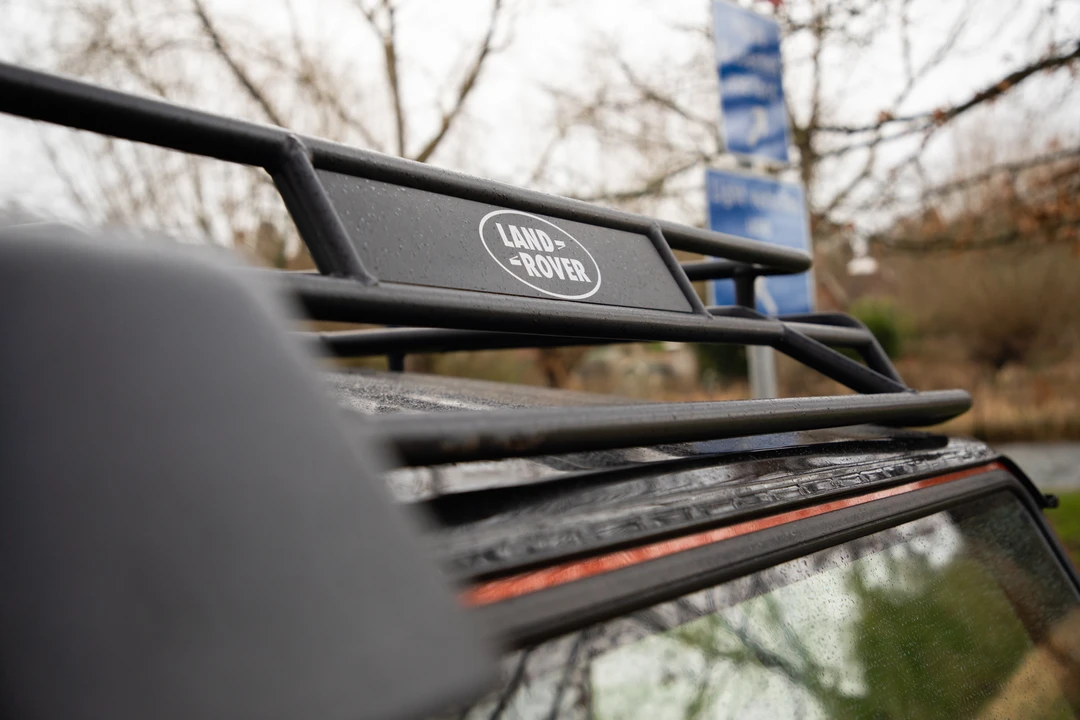 2016 Land Rover Defender 110 - Image 19 of 31