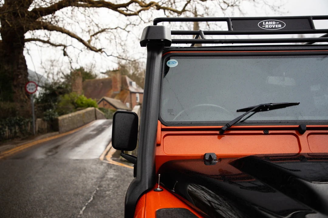 2016 Land Rover Defender 110 - Image 17 of 31