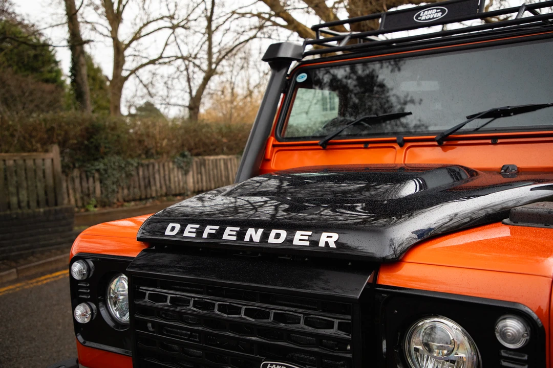 2016 Land Rover Defender 110 - Image 23 of 31