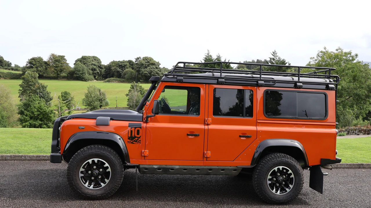2015 Land Rover Defender 110 - Image 30 of 31