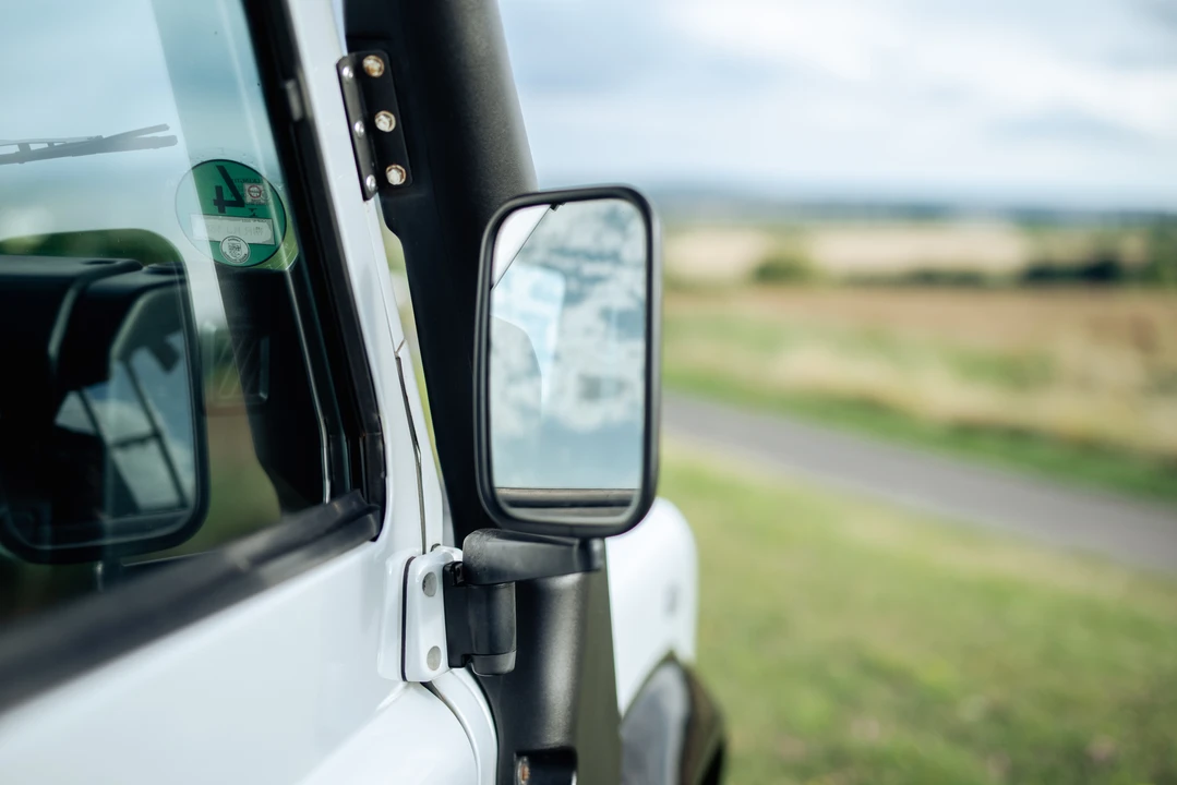 2015 Land Rover Defender 110 - Image 30 of 31
