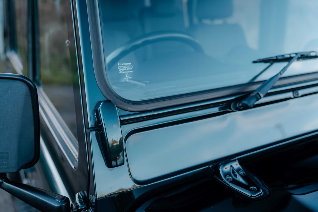 2015 Land Rover Defender 110 - Image 29 of 31