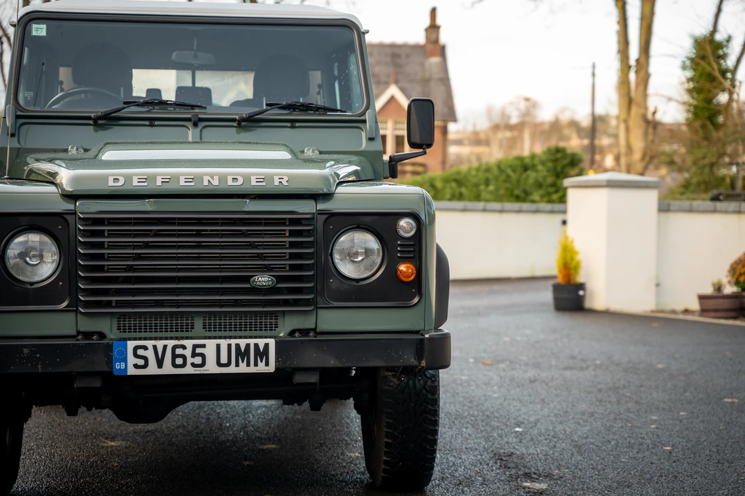2015 Land Rover Defender 110 - Image 21 of 31