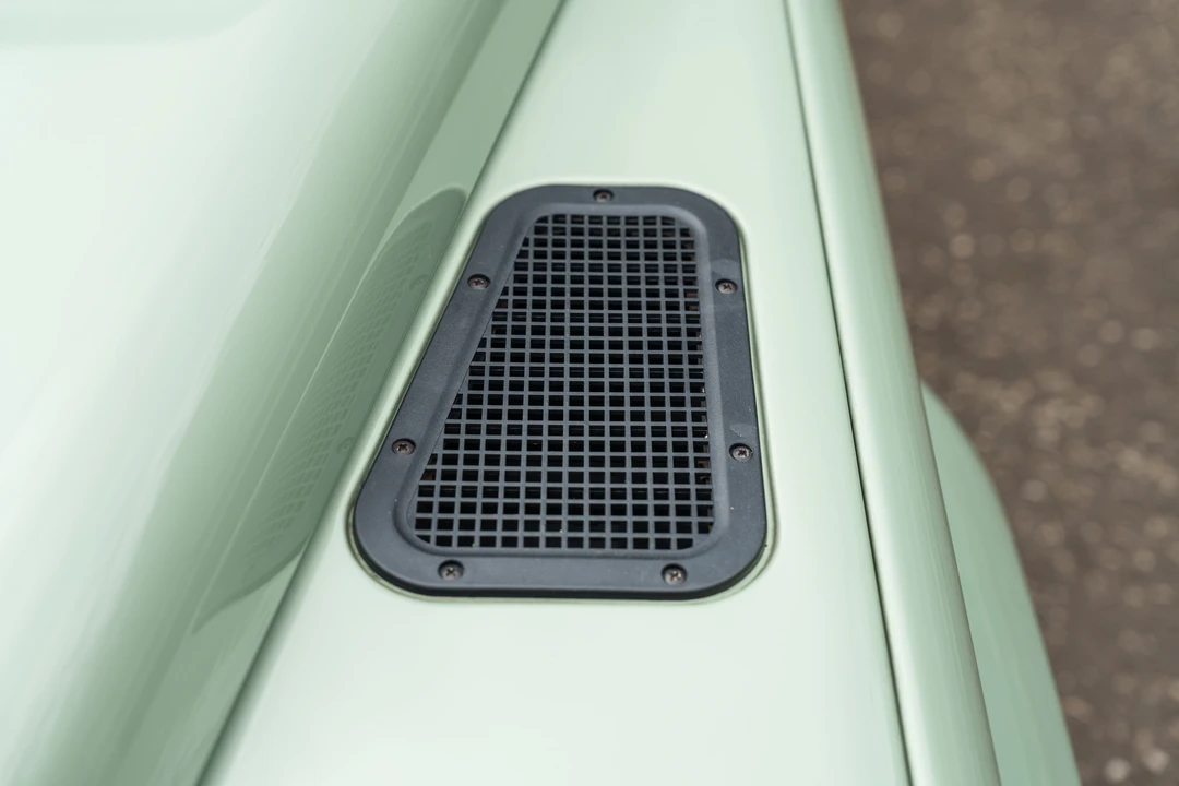 2016 Land Rover Defender 110 - Image 18 of 31