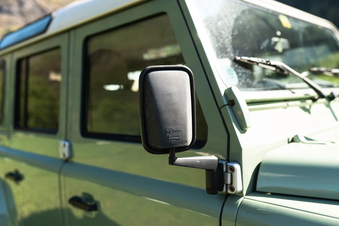 2015 Land Rover Defender 110 - Image 20 of 31