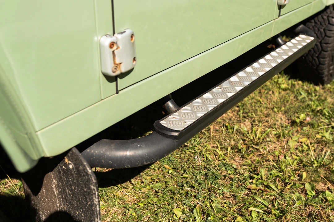 2015 Land Rover Defender 110 - Image 26 of 31