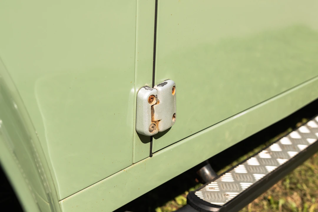 2015 Land Rover Defender 110 - Image 27 of 31