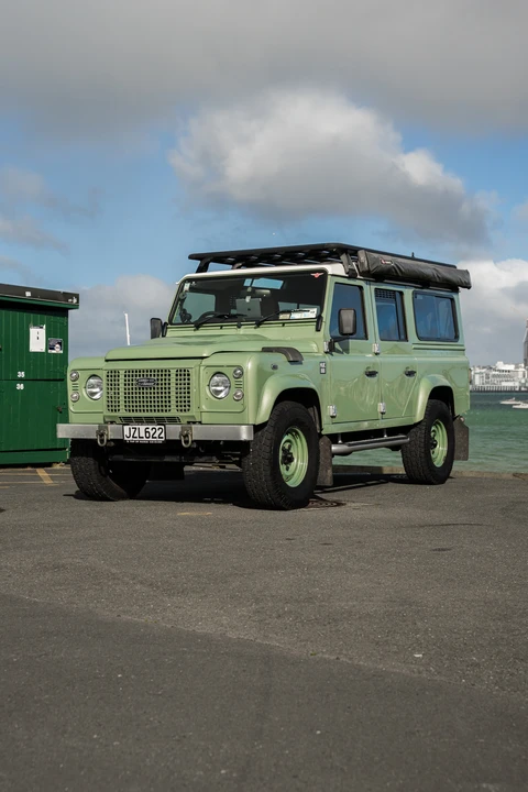 2015 Land Rover Defender 110 - Image 26 of 31