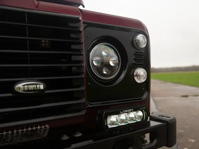 2015 Land Rover Defender 110 - Image 30 of 31