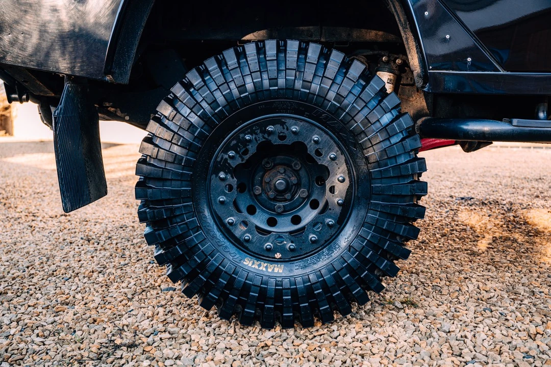 2015 Land Rover Defender 110 - Image 12 of 30