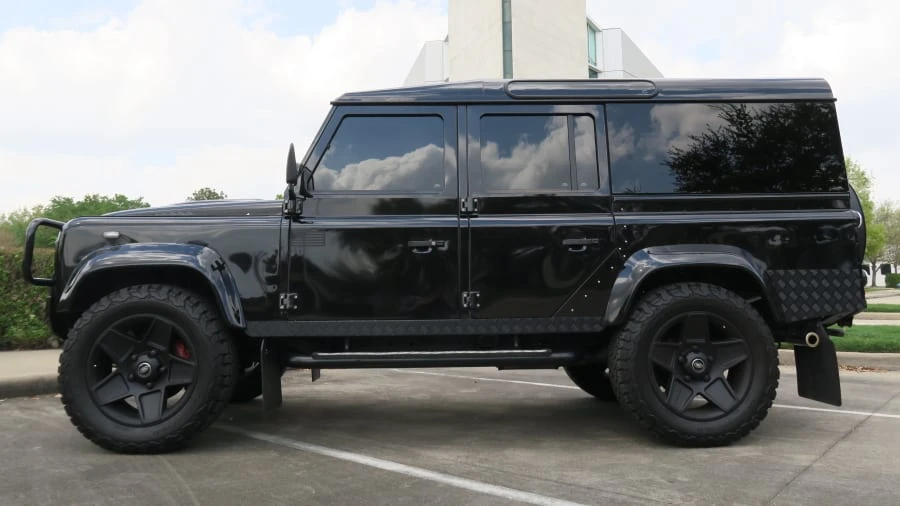 2015 Land Rover Defender 110 - Image 2 of 20