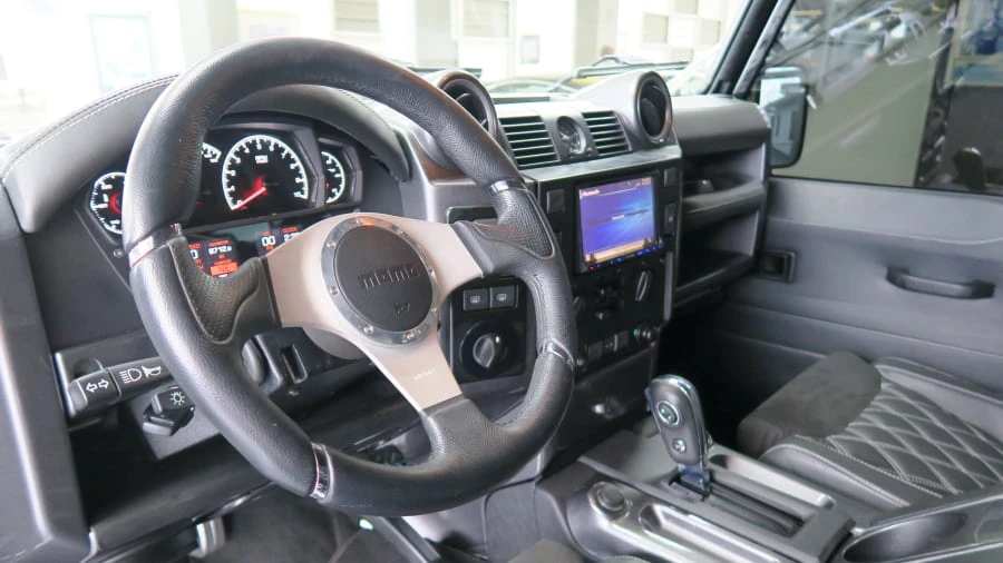 2015 Land Rover Defender 110 - Image 11 of 20