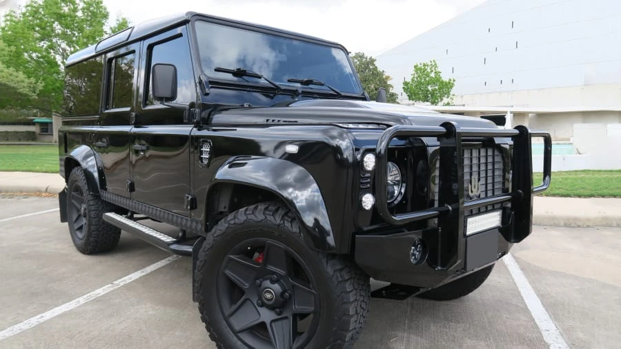 2015 Land Rover Defender 110 - Image 14 of 20