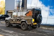 2015 Land Rover Defender 110 - Image 9 of 21