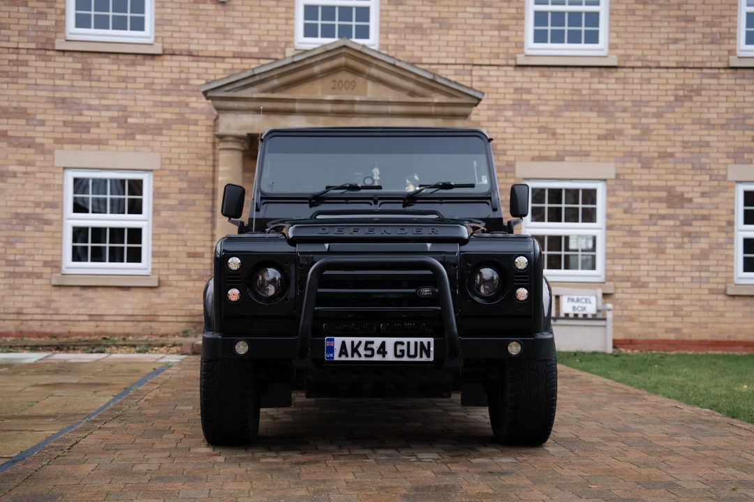 2015 Land Rover Defender 110 - Image 2 of 31
