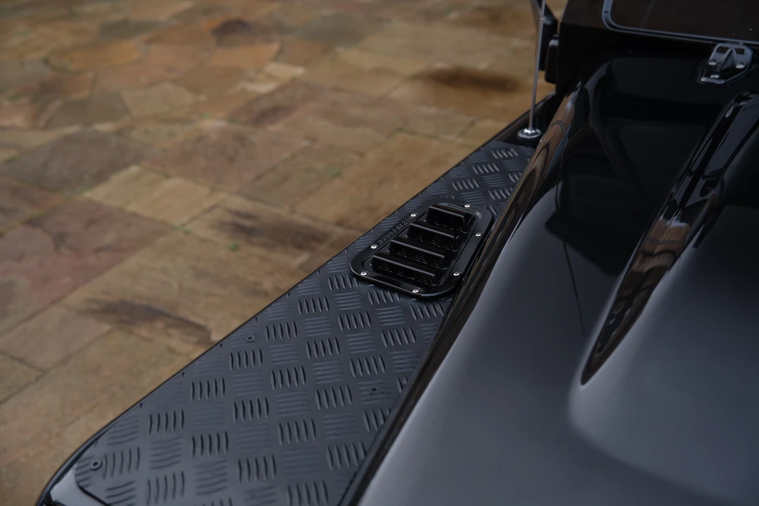 2015 Land Rover Defender 110 - Image 20 of 31
