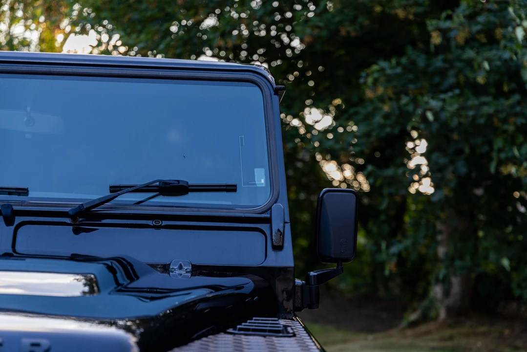 2015 Land Rover Defender 110 - Image 22 of 31