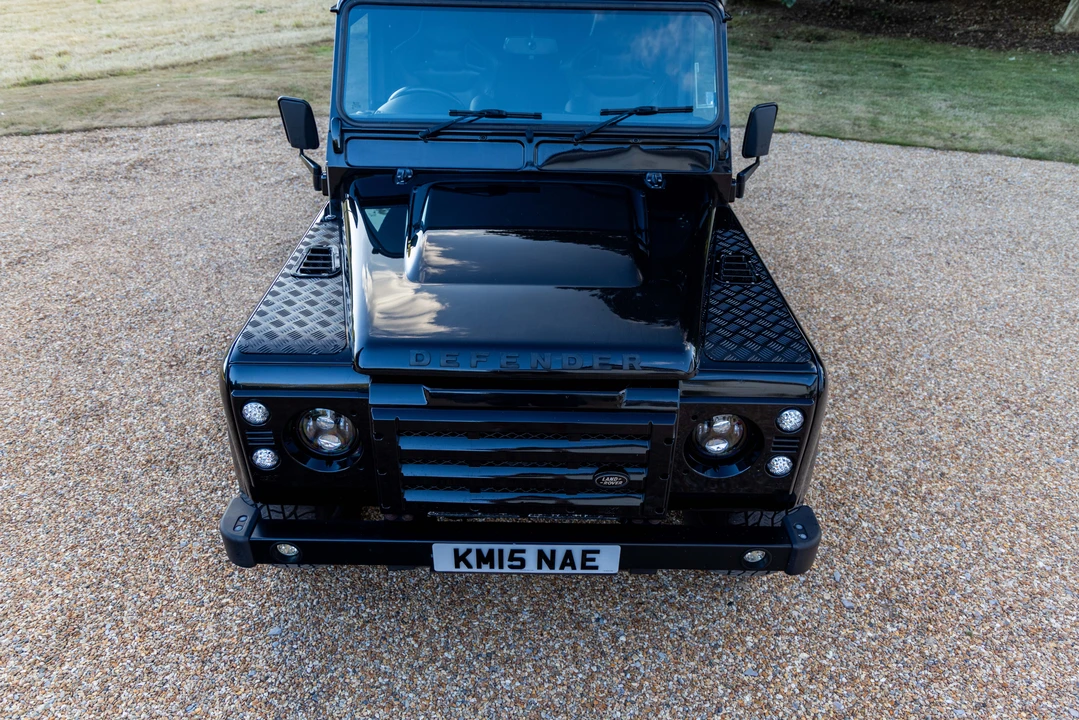 2015 Land Rover Defender 110 - Image 27 of 31