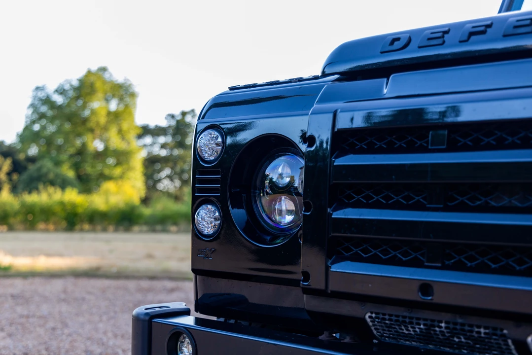 2015 Land Rover Defender 110 - Image 31 of 31