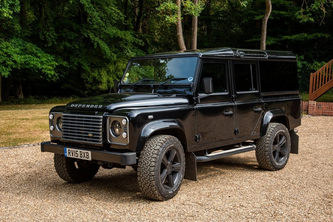 2015 Land Rover Defender 110 - Image 20 of 31