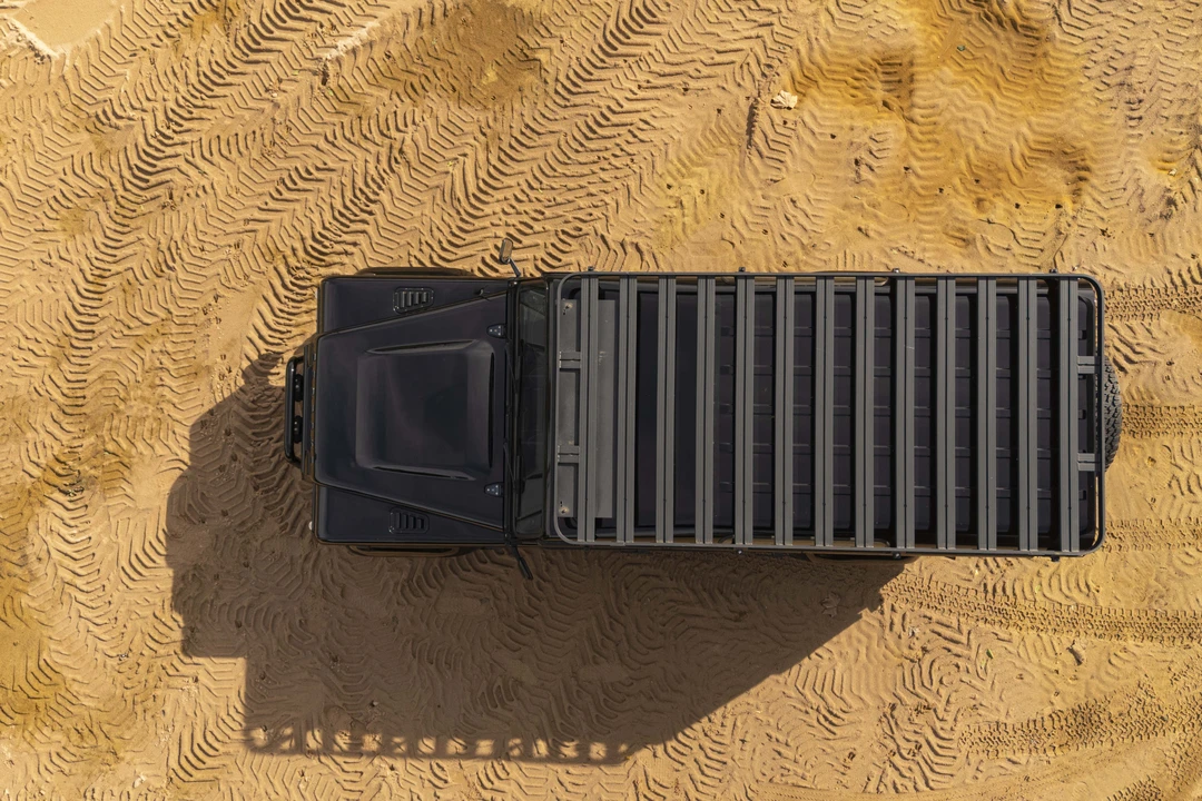 2015 Land Rover Defender 110 - Image 20 of 31