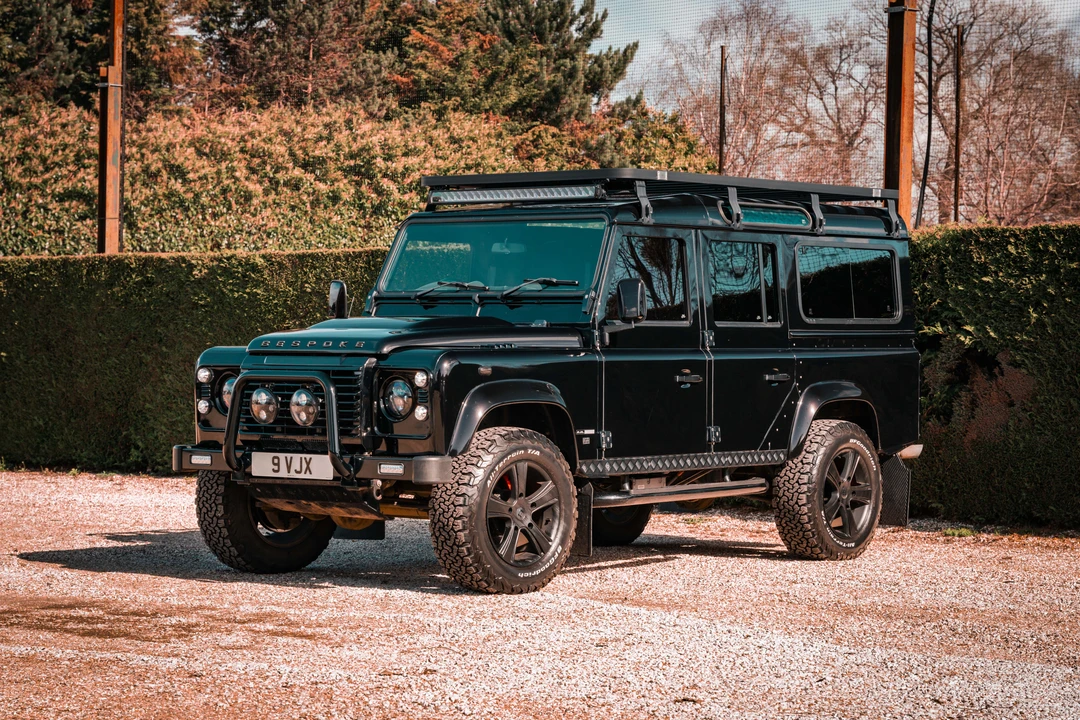 2015 Land Rover Defender 110 - Image 3 of 31