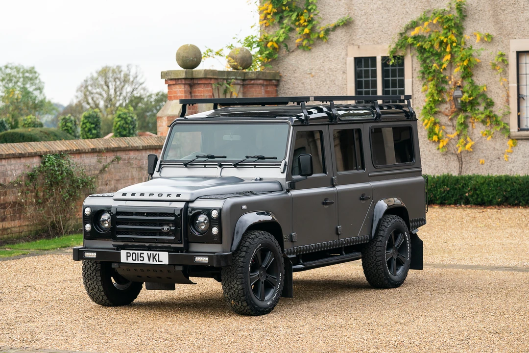 2015 Land Rover Defender 110 - Image 3 of 31