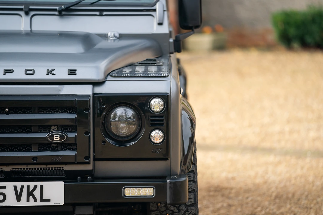 2015 Land Rover Defender 110 - Image 21 of 31
