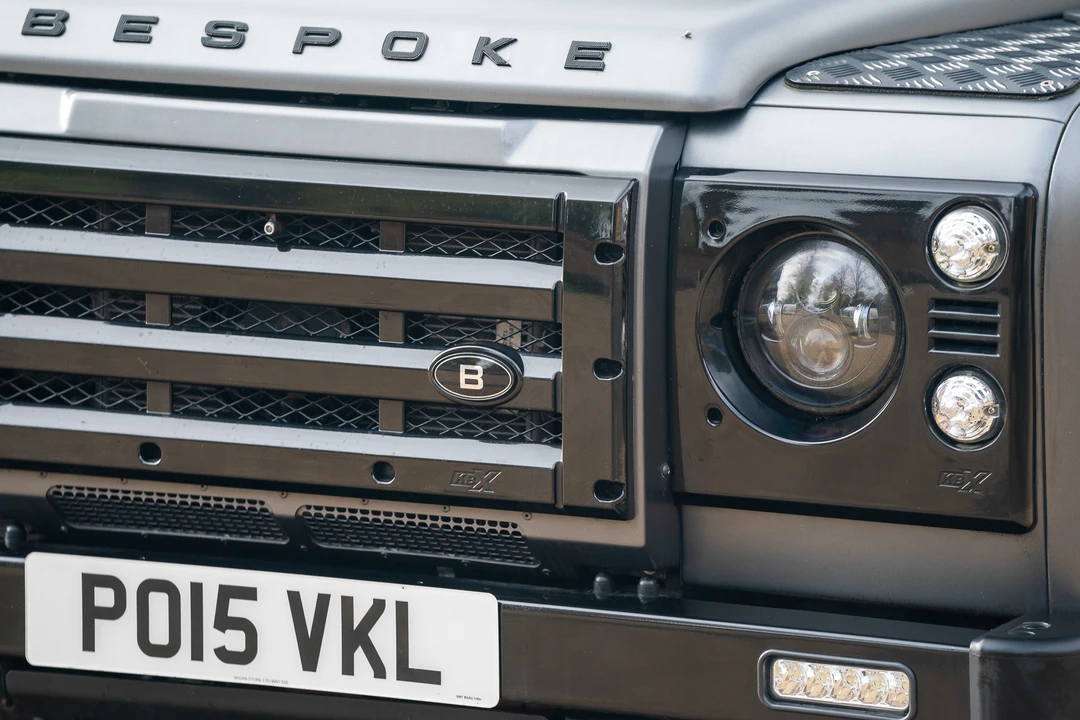2015 Land Rover Defender 110 - Image 23 of 31