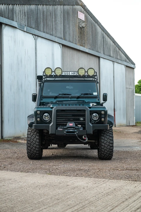 2015 Land Rover Defender 110 - Image 25 of 31