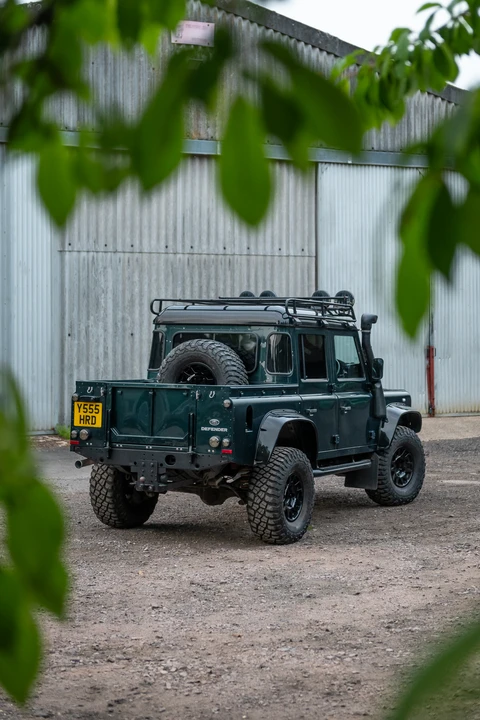 2015 Land Rover Defender 110 - Image 28 of 31