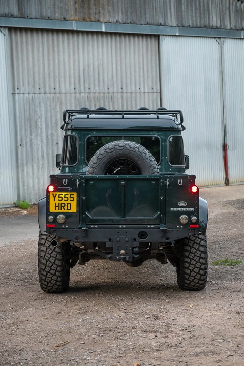 2015 Land Rover Defender 110 - Image 30 of 31