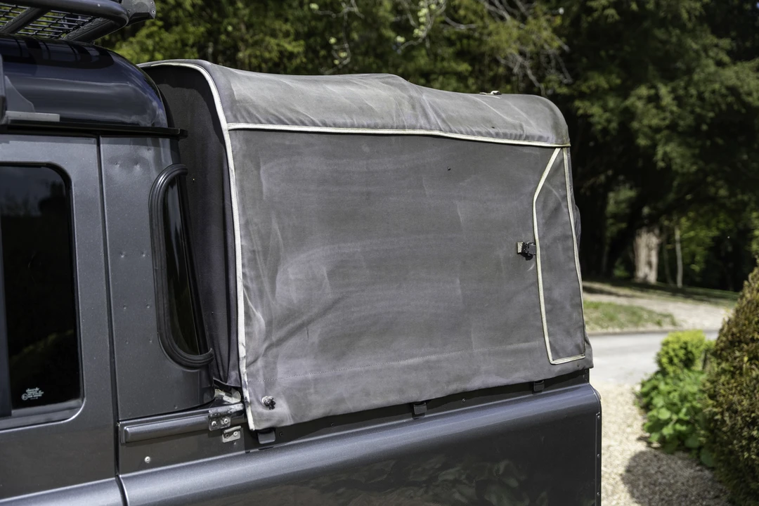 2016 Land Rover Defender 110 - Image 24 of 31