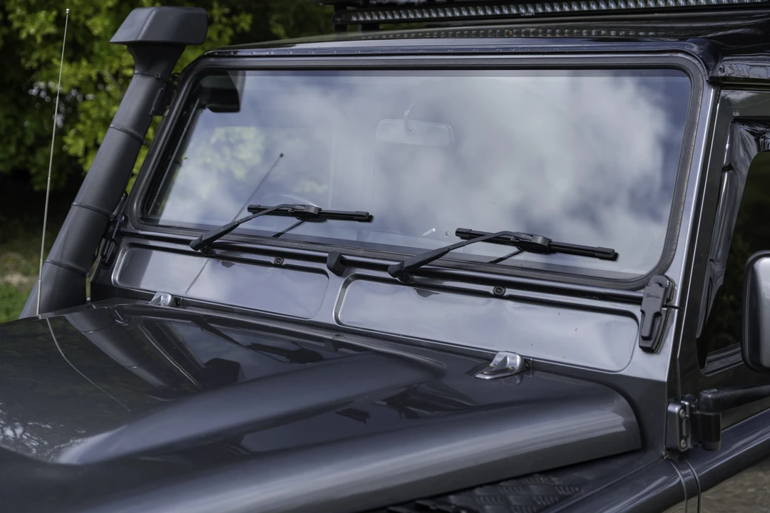 2016 Land Rover Defender 110 - Image 25 of 31