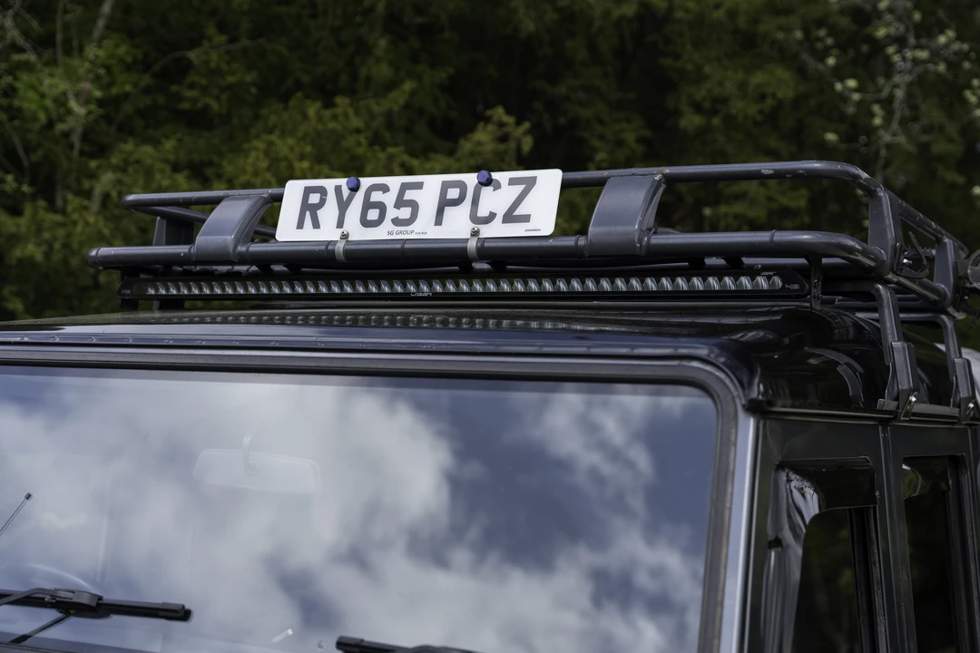 2016 Land Rover Defender 110 - Image 27 of 31