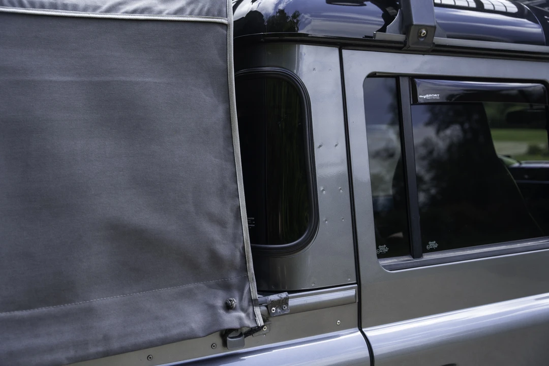 2016 Land Rover Defender 110 - Image 31 of 31