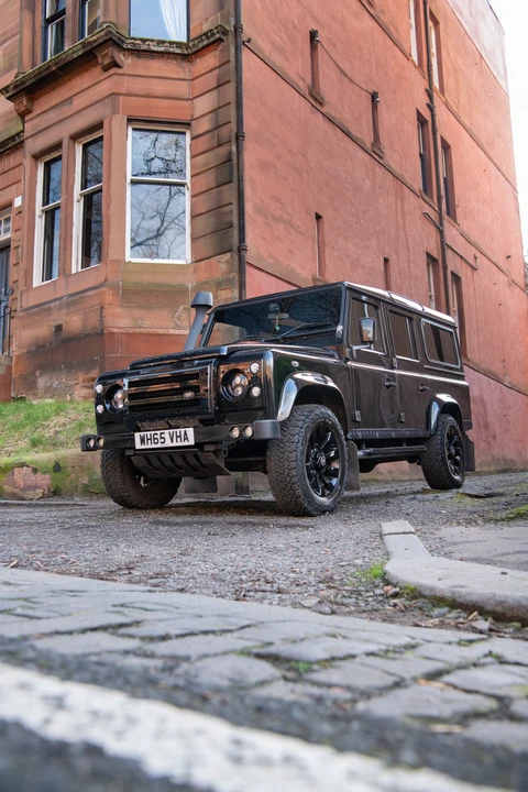 2015 Land Rover Defender 110 - Image 16 of 31