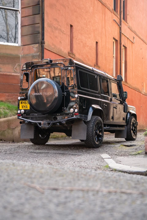2015 Land Rover Defender 110 - Image 19 of 31