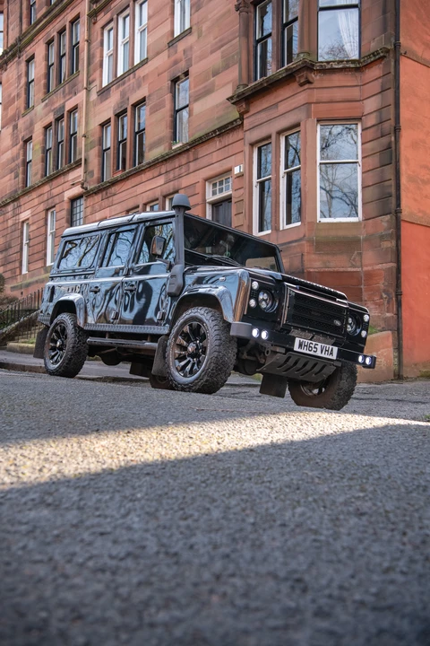 2015 Land Rover Defender 110 - Image 20 of 31