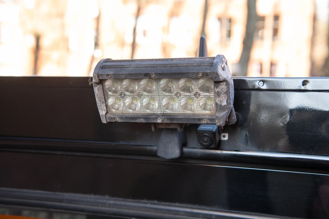 2015 Land Rover Defender 110 - Image 28 of 31